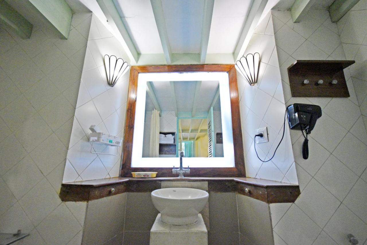 Hotel Villa Des Gouverneurs بونديتْشيري المظهر الخارجي الصورة