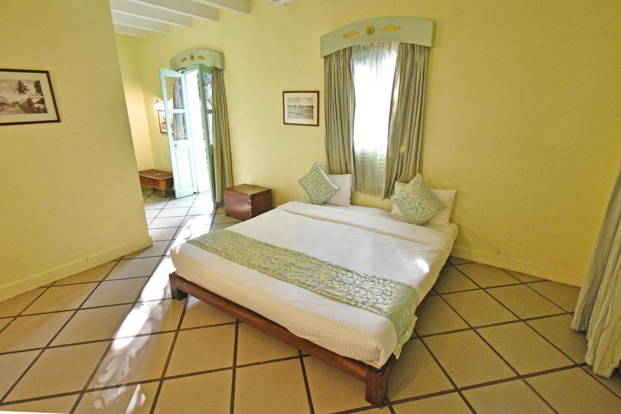 Hotel Villa Des Gouverneurs بونديتْشيري المظهر الخارجي الصورة