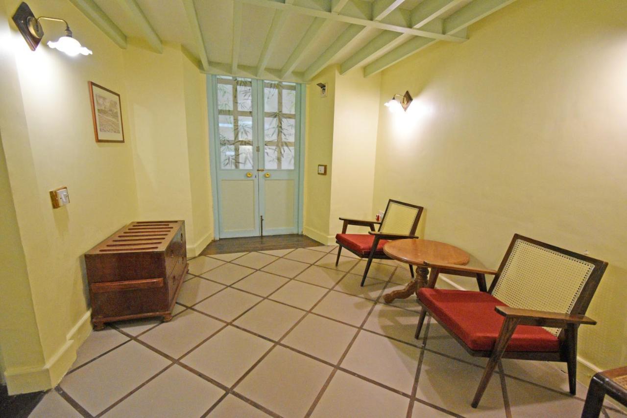 Hotel Villa Des Gouverneurs بونديتْشيري المظهر الخارجي الصورة