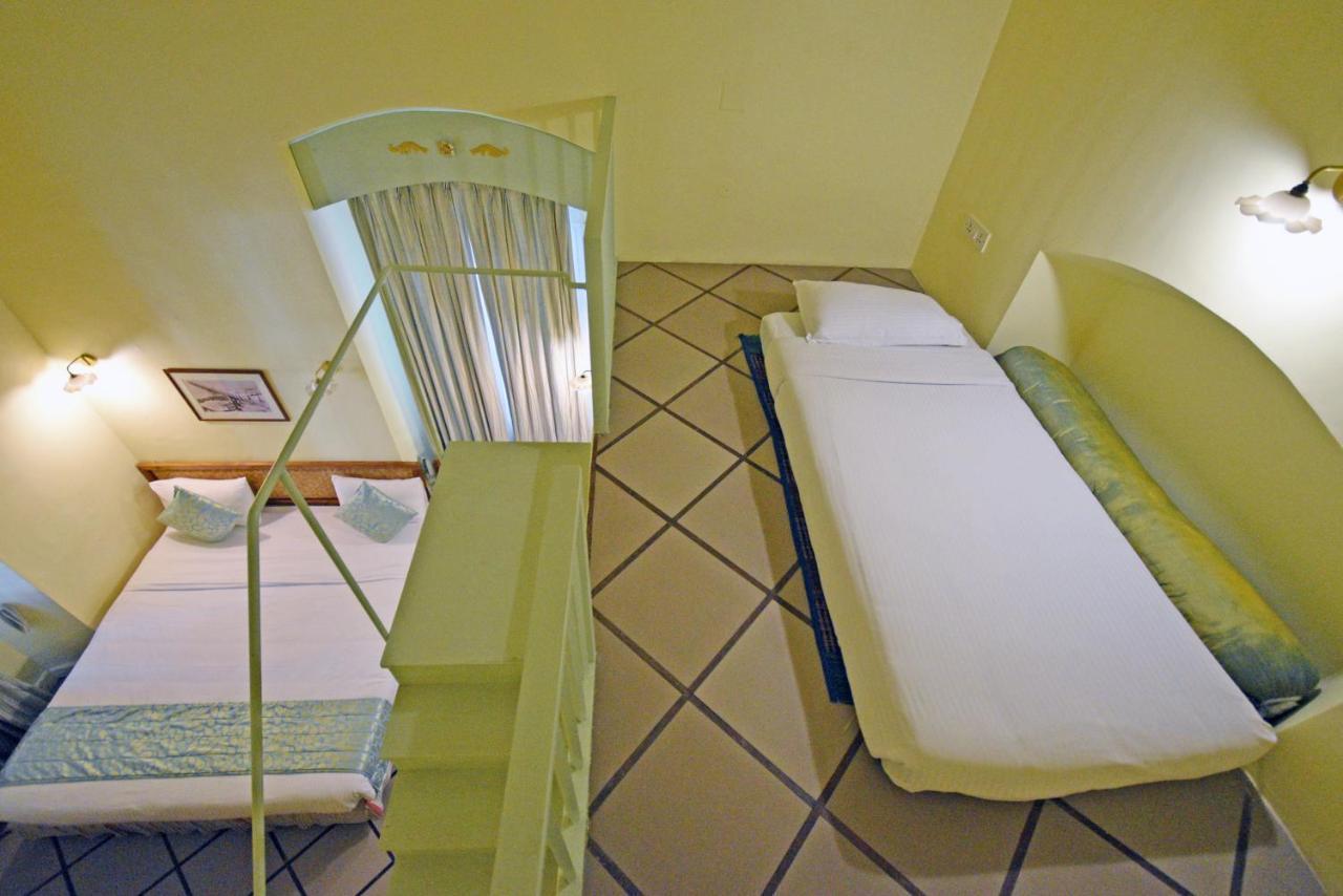 Hotel Villa Des Gouverneurs بونديتْشيري المظهر الخارجي الصورة